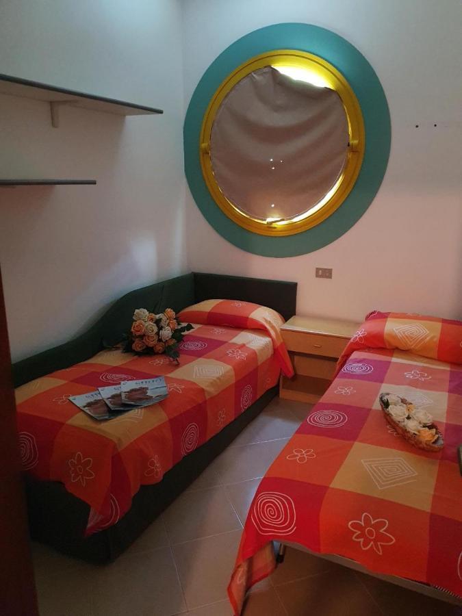 Solarium Apartment Бибионе Екстериор снимка